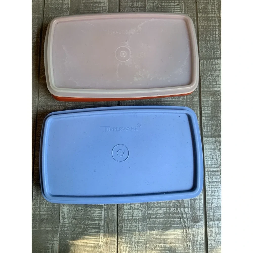 Tupperware lot Of 2 Vintage Paprika Red Deli Meat Cheese Keeper  816-17, I816-18